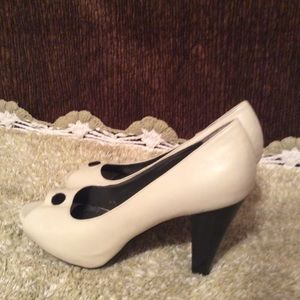 Attention Cream Peep Toe Black Dot 3" Heels